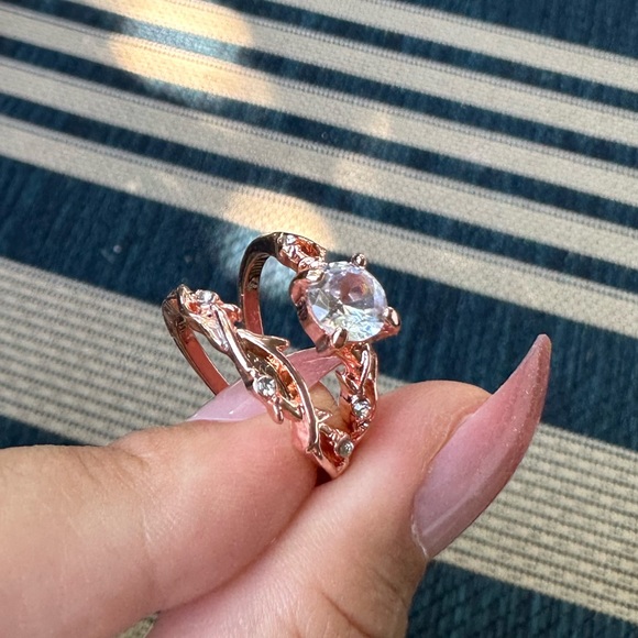 18K Promise Rose Gold Diamond Vine Double Ring - Picture 5 of 9